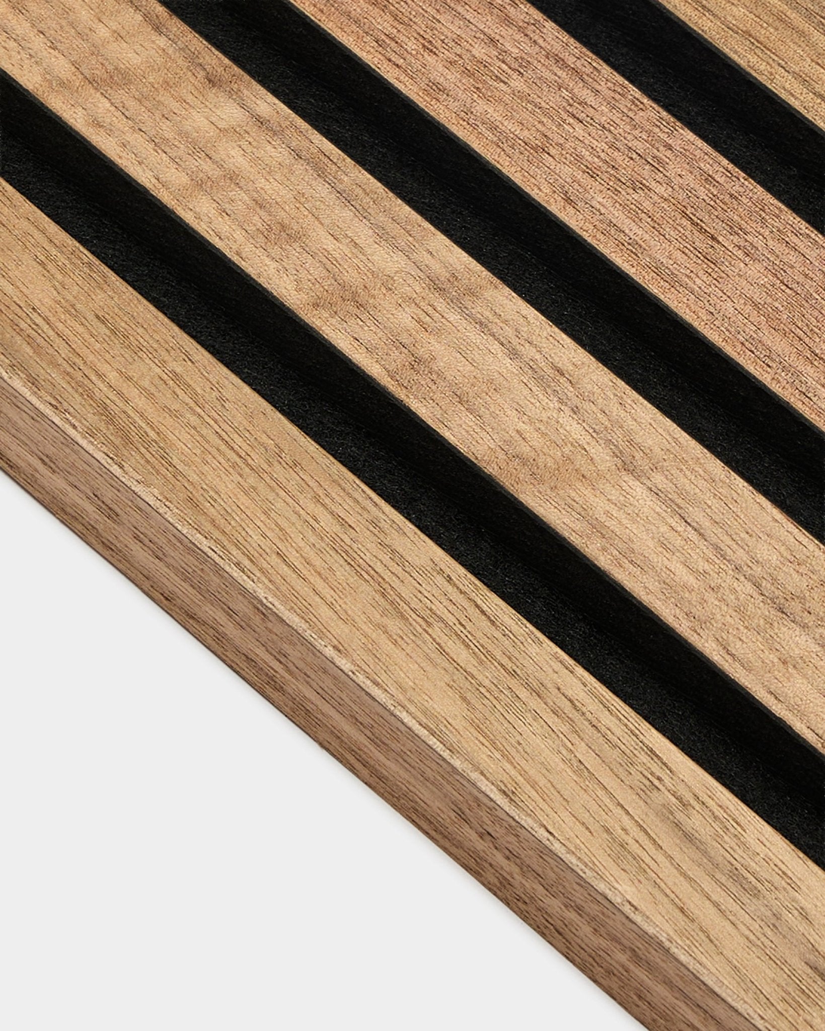 Close-up of WoodUpp Akupanel End Lamella in Walnut, 2.2 cm, showing walnut wood grain.